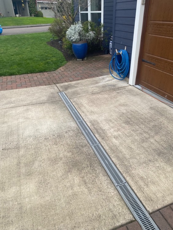 driveway cleared by Evergreen Cleanup